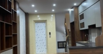 Siêu hiếm cc bán nhà Mỹ Đình gần 40m2 x 6T, thang máy, đầy đủ nội thất, giá hơn 4 tỷ