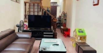 Bán nhà Tây Sơn ngay đầu Ngã Tư Sở, 29m2, 4T, ngõ vào 3m, 3.15 tỷ