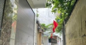 Bán nhà “hoa hậu” Đống Đa một thuở, ô tô đỗ cửa, sát công viên, 4 tầng, nhỉnh 3 tỷ