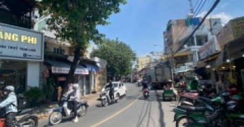 Bán Nhà Nguyên Hồng 4x10, 2 PN, Gần Siêu Thị Emart Chỉ 3.5 Tỉ