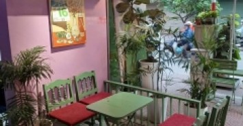 Bán đất tặng nhà 3  tầng mặt phố Nguyên Hồng, Lô góc vỉa hè KD, 98m2, nhỉnh 20 tỷ