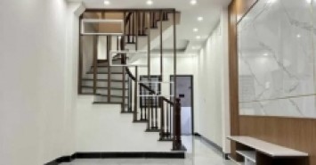 Chính chủ LÀM ĂN PHÁT ĐẠT MUỐN ĐỔI NHÀ MỚI. Cần bán nhà lô góc 4 tầng gần kđt Hinode Kim Chung, dt 40m² gần với đường 32., giá 2.7 Tỷ  Lh 0965000285.