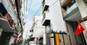 Nhà Đẹp Lê Văn Sỹ 47m2 Chỉ 5.7 Tỷ P13 Phú Nhuận.