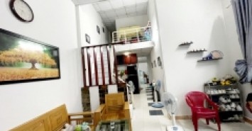 GIÁ 1Tỷ xx, NHÀ MÊ LỬNG KIỆT 2.5M TRẦN CAO VÂN- ĐÀ NẴNG, DT: 50M2 CÁCH MẶT TIỀN 30M