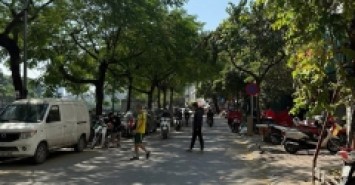 BÁN NHÀ NGUYỄN KHANG CẦU GIẤY NGÕ NÔNG GẦN PHỐ VỊ TRÍ SIÊU  ĐẸP 40M 5 TẦNG 13,7 TỶ