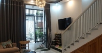 ♥ Nhà kiệt 4m gần MT Núi Thành, 50m2, 3 tầng đẹp xịn, 3.x tỷ