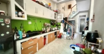 ♣ Nhà Góc Kiệt Ô tô Thẳng 50m ra MT Núi Thành, 76m2, 3 mê, 4.x tỷ