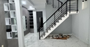 ♥ Nhà Kiệt Nhựa có lề, Ô tô đậu cửa. Sát Nguyễn Văn Linh, 53m2, ngang 5m, 6.x tỷ