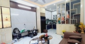 Bán nhà Mỹ Đình - Lê Đức Thọ - ô tô đỗ cửa - 45m2, 4T- nhà đẹp dân xây - Nhỉnh 5 tỷ có lùi