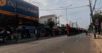 NHÀ HẺM XE HƠI GÂN LOTTE MART  BÌNH DƯƠNG DIỆN TÍCH 200,7M2 GIÁ 3TY800