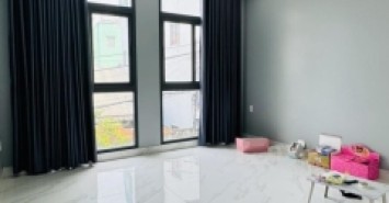 **Siêu phẩm căn góc Nguyễn Trọng Tuyển**, P1 Tân Bình 43m2; 4L - 11 tỷ