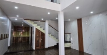 ♣ Kiệt Trần Cao Vân, Sát K Ô tô Nguyễn Tất Thành, 62m2, ngang 5.6m 3 tầng, 4.x tỷ