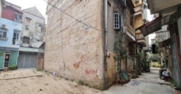 Trâu Quỳ 6 tỷ hơn có 46m2 đất trung tâm khu Cửu Việt, đường ô tô cách 10m. Lh 0989894845
