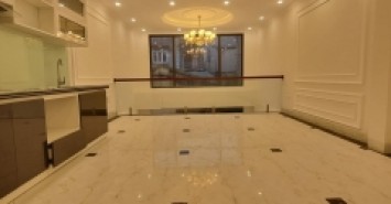 BÁN NHÀ NGUYỄN VĂN CỪ, LONG BIÊN GARA DT 99m2 x 6TẦNG THANG MÁY