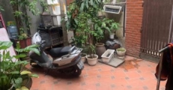 Bán đất Tứ Liên Tây Hồ 40m ra oto tránh ngõ trước nhà 2.5m dt 96m mặt tiền 6m7.8 tỷ