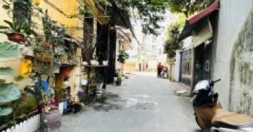 BÁN NHÀ PHÂN LÔ PHỐ TRẦN BÌNH – MAI DỊCH – CẦU GIẤY – Ô TÔ VÀO NHÀ – NGÕ THÔNG – DIỆN TÍCH 51M² – NỞ HẬU – GIÁ NHỈNH CHỤC TỶ