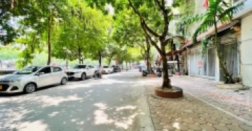 NHÀ ĐẸP Ở LUÔN VŨ TÔNG PHAN 40M X 3 TẦNG X MT3,7M GIÁ CHỈ 5,7 TỶ