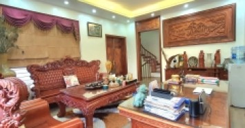 Bán nhà âu cơ tây hồ, 72m2, 3 tầng, ô tô tránh, 2 thoáng, 12 tỷ.