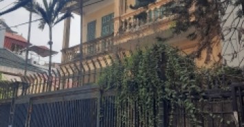 Bán nhà Liễu Giai 230m2, 3 tầng - Kiến trúc Pháp có sân vườn, Kinh doanh, nhà 2 mặt tiền