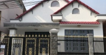 Cần bán gấp căn nhà mặt tiền Võ Văn Hát, Long Trường, Quận 9 (TP. Thủ Đức).