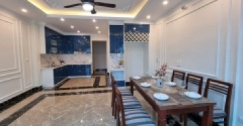 Bán nhà Giáp Nhất-Thanh Xuân- xây mới- ô tô đỗ cổng- nội thất xịn xò -sát nhà ô tô tránh