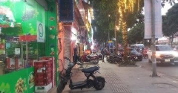 + CẦN BÁN GẤP CĂN NHÀ 5 TẦNG LÊ TRỌNG TẤN THANH  XUÂN HÀ NỘI NGÕ THÔNG. Đường OTO  7 CHỖ VÀO NHÀ - KINH DOANH Cho thuê có thu nhập hàng.