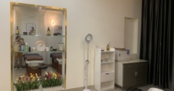 NGAY TRƯƠNG VĨNH KÝ  VÀ NGUYỄN XUÂN KHOÁT, MT ĐƯỜNG 14M, 4X18, 4 TẦNG. 9.8 TỶ TL