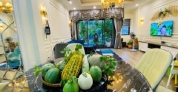 Bán nhà Vũ Xuân Thiều 55 nhà 6 Tầng mt 5m giã 7.5 tỷ Long Biên