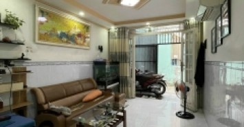 Nhà chính chủ 3 tỷ q7 thương lượng, mới ở ngay.