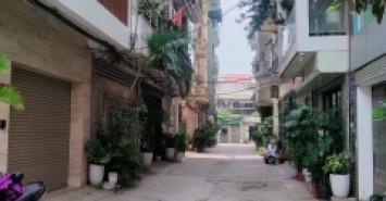 BÁN NHÀ ĐẸP -BỒ ĐỀ -LONG BIÊN ÔTÔ ĐỖ CỬA 5TẦNG*33M2*GIÁ 4.7TỶ.