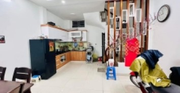 NHÀ 5 TẦNG, ĐẸP Ở NGAY, GẦN PHỐ, PHÚ THƯỢNG, TÂY HỒ