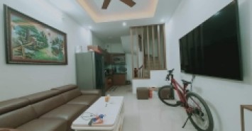 NHÀ RẤT MỚI AN DƯƠNG VƯƠNG - Ô TÔ ĐỖ CỔNG - GẦN ĐƯỜNG ĐÔI 40M SUNSHINE - CHỦ ĐỂ LẠI TOÀN BỘ NỘI THẤT