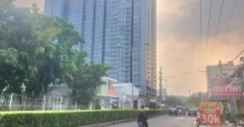CHỦ NGỘP CẦN GẤP BÁN ĐÁT HẺM XE HƠI LÔ NHÌ - HÀNG XÓM PHÚ MỸ HƯNG
