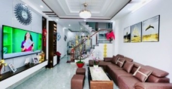 Bán nhà 3 tầng full nội thất lung linh GIÁ 2.6 tỉ Đằng Hải diện tích 47m ngay Chợ Lũng