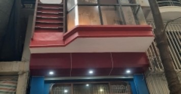 Bán gấp nhà Nguyễn Chí Thanh 38m2, 5 tầng, 8.6 tỷ - Phân lô, ô tô đỗ cửa, Kinh doanh