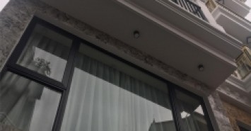 Ngay mặt đường Thanh Am, Long Biên, nhà mới ở ngay, lô góc, gần ô tô, 38mx5t, nhỉnh 3 tỷ.