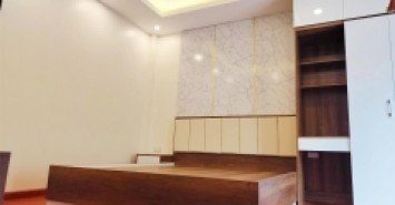 THẬT 300% ! GẦN NGÕ 28 XUÂN LA - 40M2 - 5 TẦNG MỚI - NỘI THẤT TIỀN TỶ - SỔ RIÊNG - CHỈ NHỈNH 4 TỶ.