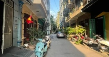 PHÂN LÔ VIP - VỈA HÈ - TRƯỚC NHÀ 3 OTO TRÁNH NHAU - OTO DỪNG ĐỖ TRƯỚC CỬA THOẢI MÁI - TẶNG FULL NỘI THẤT.