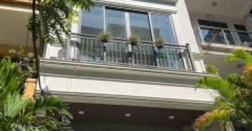 Nhà đẹp Nguyễn Văn Huyên ô tô, KD, 7 tầng TM 65.2m2, giá 12tỷ 9