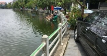 Siêu phẩm lô góc, gara ô tô. Bồ Đê, Long Biên 5 tầng, MT: 9,9m. Giá chỉ 5 hơn.
