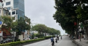 BÁN NHÀ MẶT PHỐ NGUYỄN VĂN CỪ MẶT TIỀN 7.2M SỔ VUÔNG NỞ HẬU- VỈA HÈ THÊNH THANG- NHÀ ĐANG CHO THUÊ GẦN TRĂM TRIỆU
