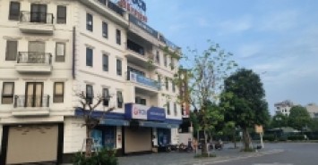 BÁN CĂN SHOPHOUSE 5 TẦNG 3 MẶT TIỀN NGAY MẶT ĐƯỜNG HÔNG TIẾN - BỒ ĐỀ - LONG BIÊN - VỊ TRÍ VÀNG ĐẸP NHẤT PHỐ