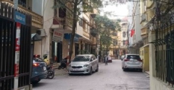 Bán nhà phân lô TRẦN QUỐC HOÀN. 65M2 4 TẦNG MT 5,5M GIÁ 10 TỶ CÓ THƯƠNG LƯỢNG.
