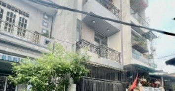 BÁN NHANH- NHÀ 3 TẦNG TUYỆT ĐẸP KIỆT TRẦN CAO VÂN- ÔTÔ ĐỖ TRONG SÂN