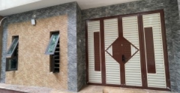NHÀ MẶT NGÕ TẠI HOÀNG QUỐC VIỆT 53M2; 6 TẦNG GIÁ 12,5 TỶ.