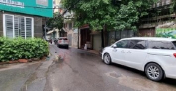 CỰC HIẾM! Đội Cấn, 2 mặt ngõ ô tô, 67m2, mặt tiền 5.1m, bán 11.9 tỷ