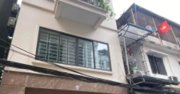 BÁN NHÀ THỤY PHƯƠNG - BẮC TỪ LIÊM - DT37M2 - 5 TẦNG - GIÁ 7,5 TỶ - THANG MÁY- Ở , KINH DOANH , NGÕ Ô TÔ THÔNG