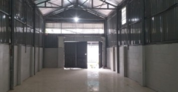 Cho thuê 200m2 kho xưởng, cửa hàng mặt phố Bắc Cầu, Ngọc Thụy, Long Biên, HN