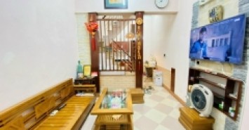 Bán nhà phố Dương Quảng Hàm 30/33- 4T - MT6m- 15m ott- nhỉnh 4 tỷ