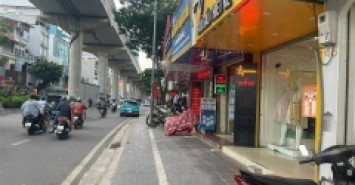 Bán Nhà Mặt Phố Cầu Giấy Quận Cầu Giấy. Sổ 29m Thực Tế 31m Xây 5 Tầng Nhỉnh 18 Tỷ. Cam Kết Ảnh Thật Mô Tả Chính Xác. Chủ Cần Bán Nhanh Lo Việc Nhà. 2433